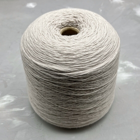 Пряжа в бобинах Merino кремовый 1306